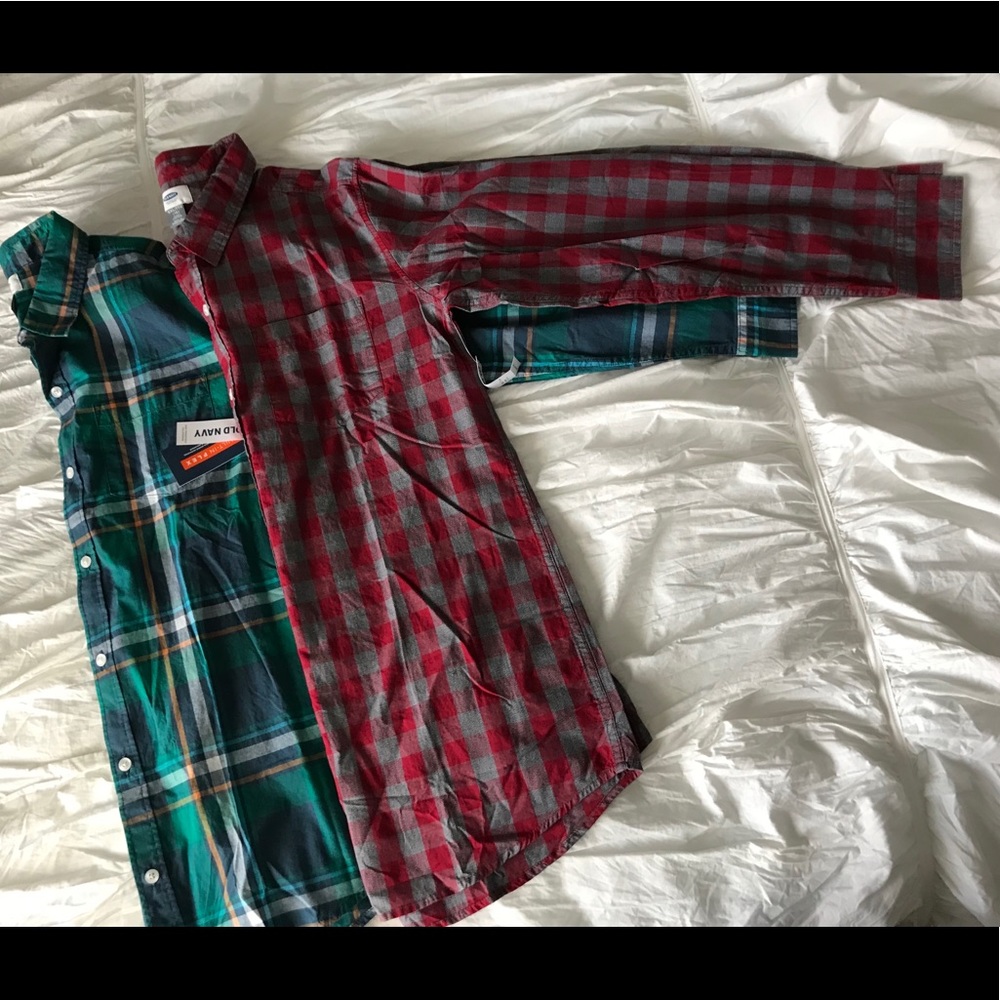 Old Navy l plaid long sleeve button down (2pk)